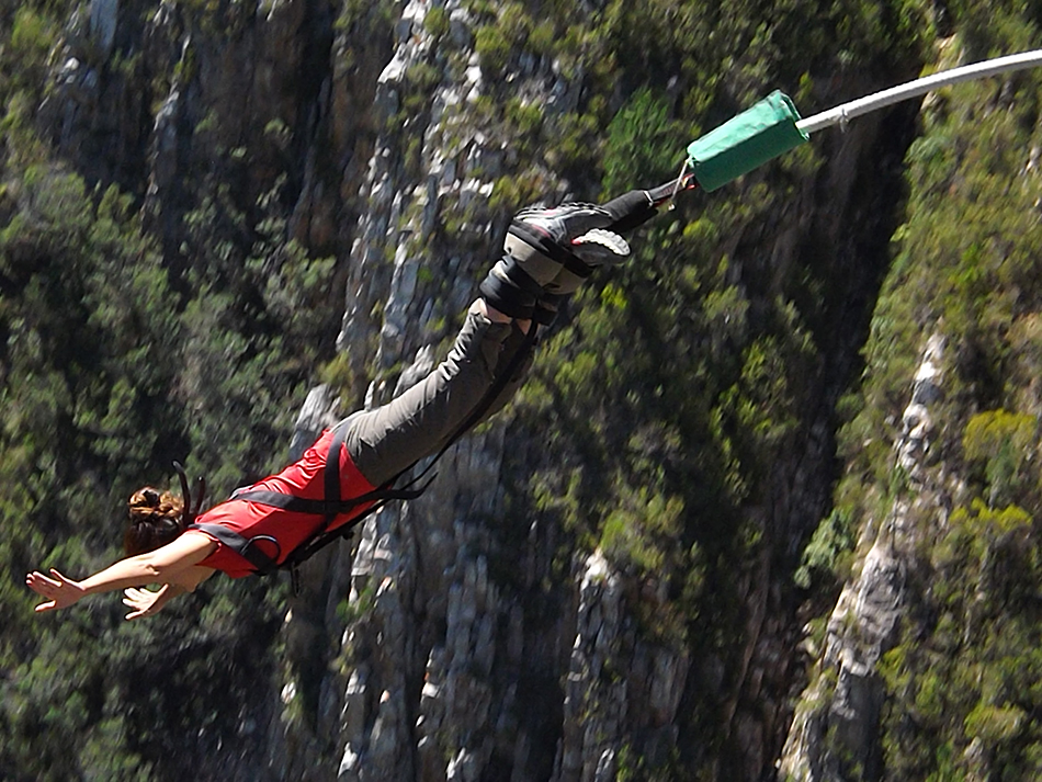 Bungee jumping at the Bloukrans Bridge - Around About Cars