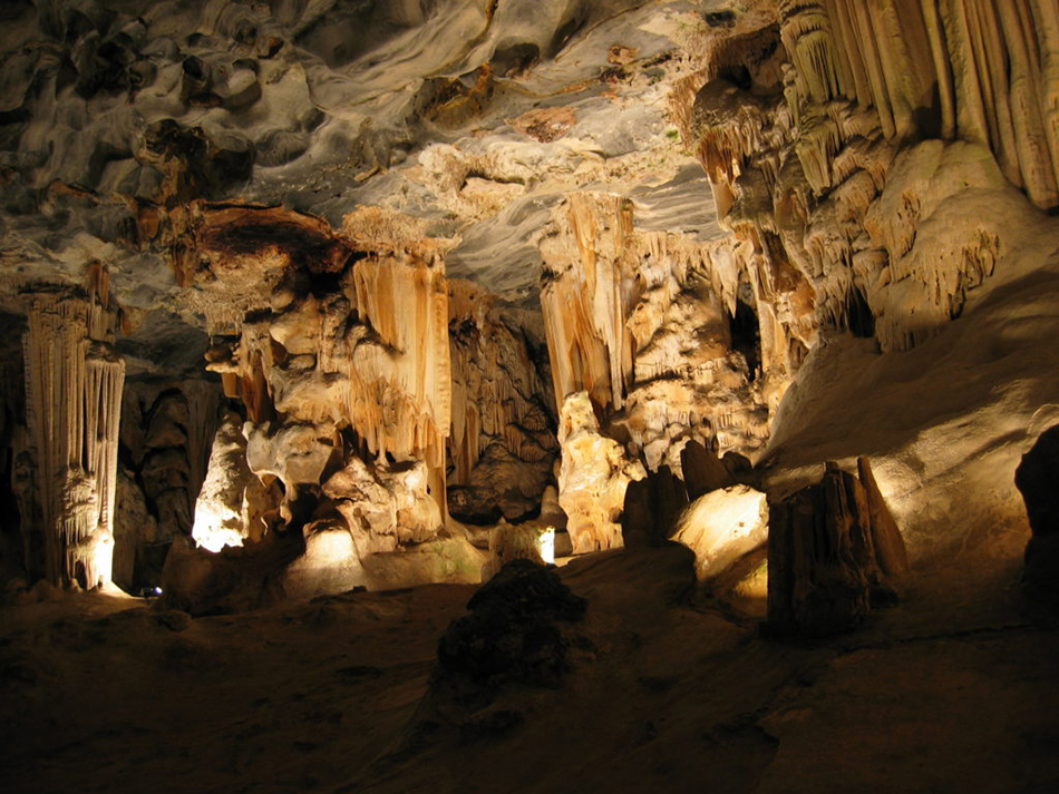 Cango Caves Oudtshoorn - Around About Cars
