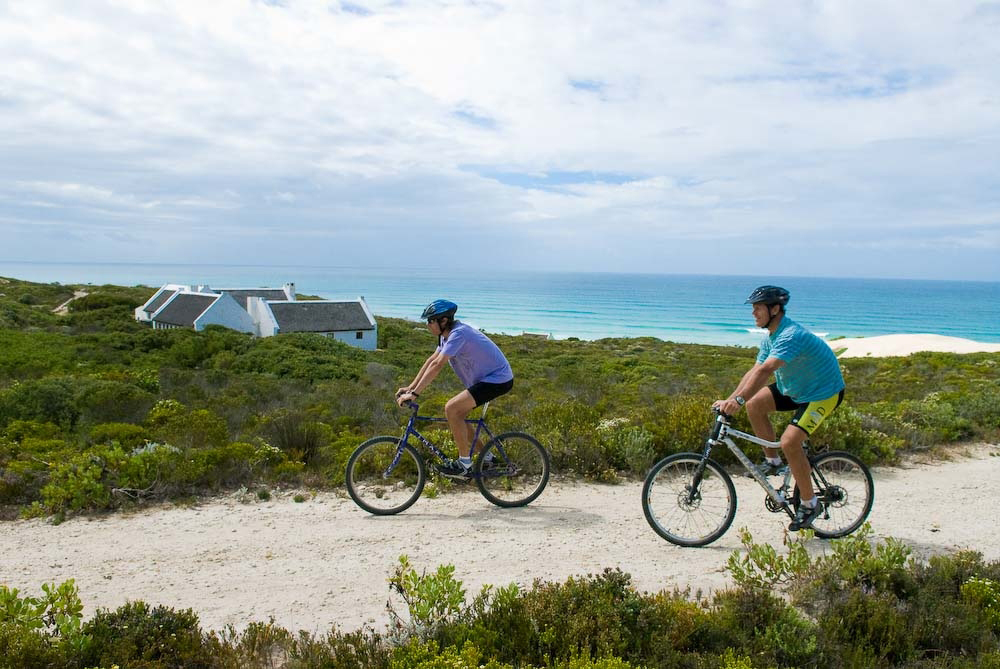 De Hoop Cycle at Koppie Alleen - Around About Cars