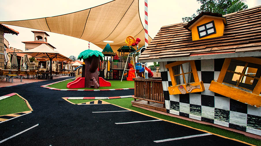 Pappachinos - Around About Cars