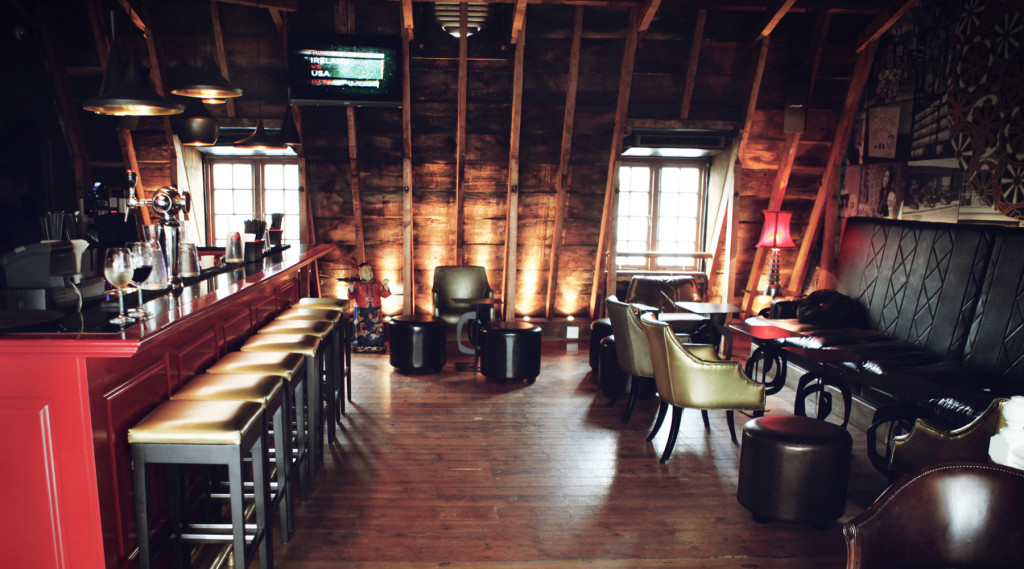 Tjing Tjing Wine Tasting - Around About Cars